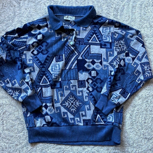 𝅺VINTAGE C.P Sport Sweater Size Small